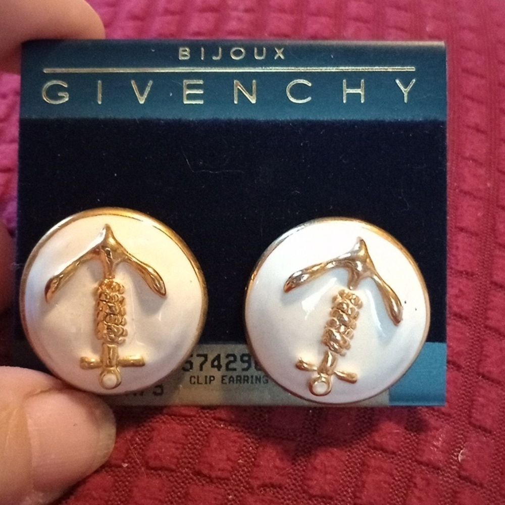 Givenchy vintage clip-on earrings